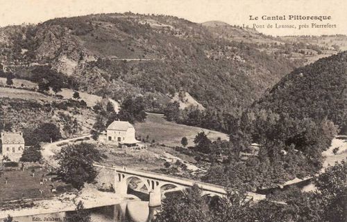 Le-Pont-de-Laussac-copie-1.jpg