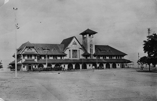 6 pointe-noire-gare-1945
