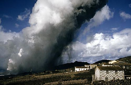 faial-island-eruption 1957 R.F.Sisson-306337-ga