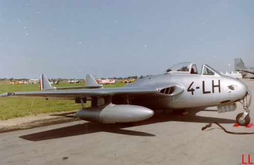 DH-100-Vampire-F-AZHX-2.jpg
