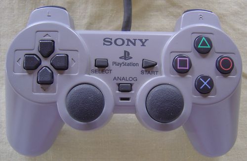 Sony---Playstation---Manette-2-.JPG