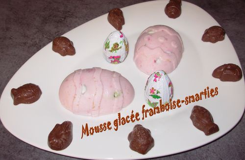 Mousse glacée framboise-smarties2