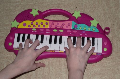 mains-pianoteuses.JPG