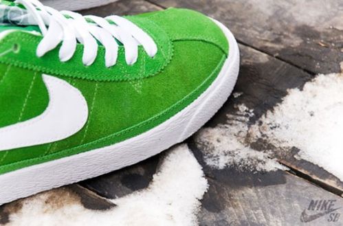 nike-sb-ss2010-bruin-green-leaf-31-540x356