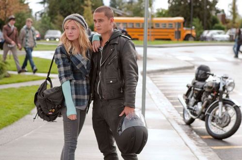 life-unexpected-images-promo-des-deux-premiers-epi-copie-1.jpg