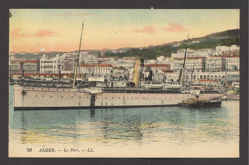 Alger-Bateau-dans-le-port.-copie-1.jpg