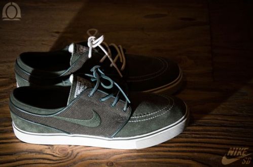 nike-sb-ss2010-janoski-corduroy-3