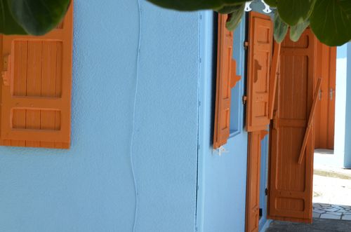 CASE ORANGE BLEUE IDC (3)