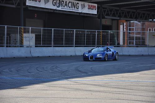 Bugatti-5.jpg
