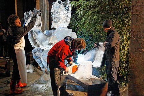 2009 12 29 Sculptures glace 067 DxO raw jyc-border