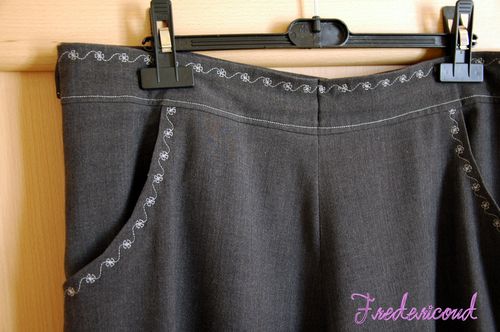 Pantalon_Fleuri03.jpg