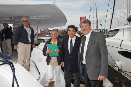 Visite-d-un-catamaran-Pierre-Lellouche-et-JF-Fontaine-photo.jpg