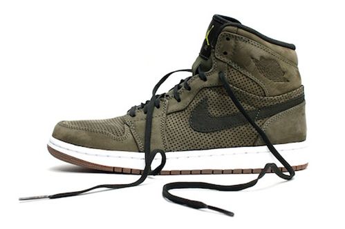 Nike-Jordan-1-urban-haze-dark-army-1.jpg