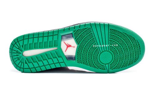 nike-air-jordan-1-i-alpha-christmas-boston-celtics-copie-1.jpg