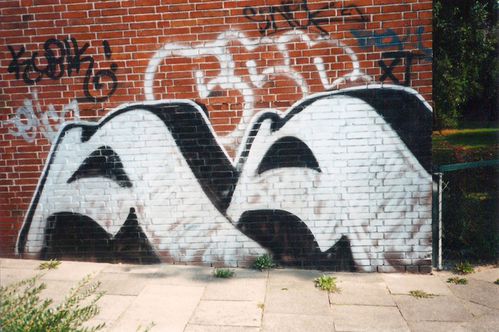 654a