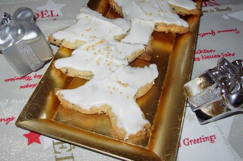 Sapins sablés aux pépites de chocolat3