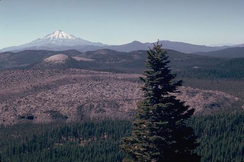 Little-glass-mountain-obsidian-flow---Shasta.jpg