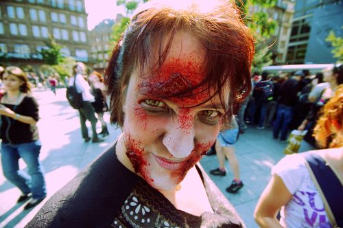 ZOMBIE-WALK_0011_PAD.jpg