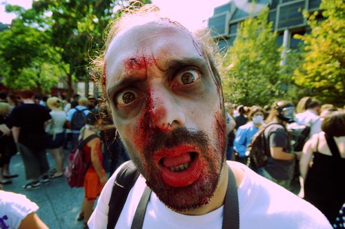 ZOMBIE-WALK_0012_PAD.jpg