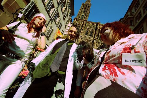 ZOMBIE-WALK_0077_PAD.jpg