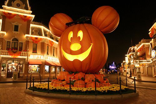cute-disney-halloween-halloweentown-mickey-mickey-mouse-Fav.jpg