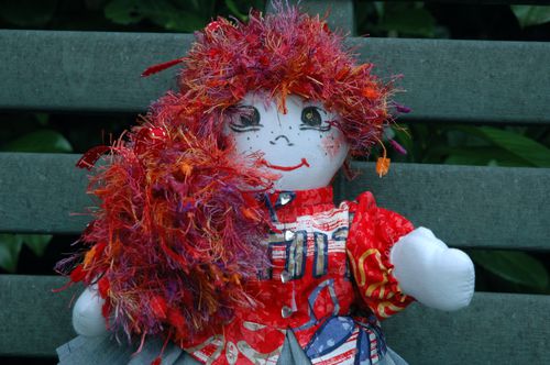 poupee 5136