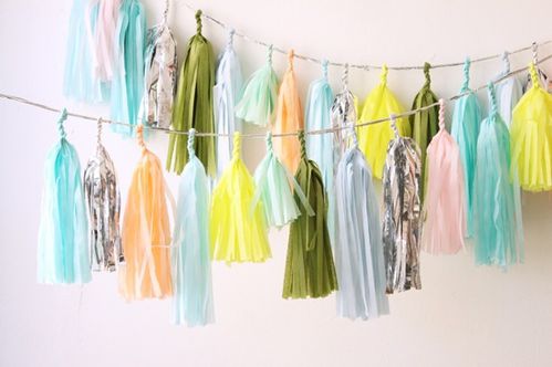 confetti system tassels-olive