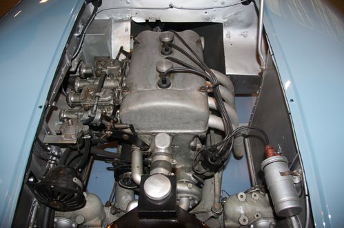 6)moteur GORDINI 1,5l.