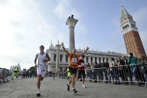 Venicemarathon 2014 (29^ ed.). Poco meno di un mese al via: Per l aprima volta la manifestazione sarà riconosciuta come Green Event