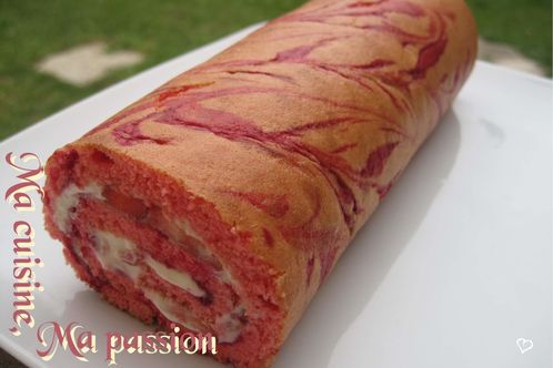 Roule-rouge-fraise.jpg