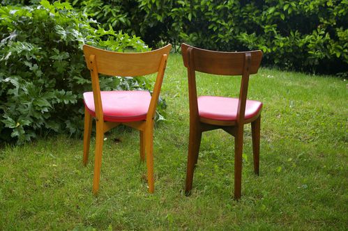 chaises-cuisine-rouge-vintage_2.jpg