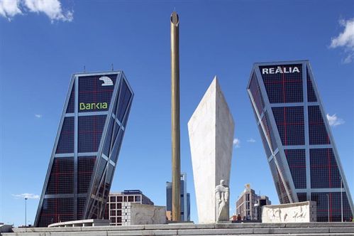las-dos-torres-bankia-y-realia-may-12.jpg
