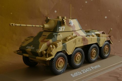 sd.kfz._234_2_Puma__7767-marc-V.jpg
