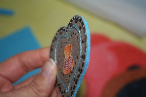 2009broderie 8742 2 1