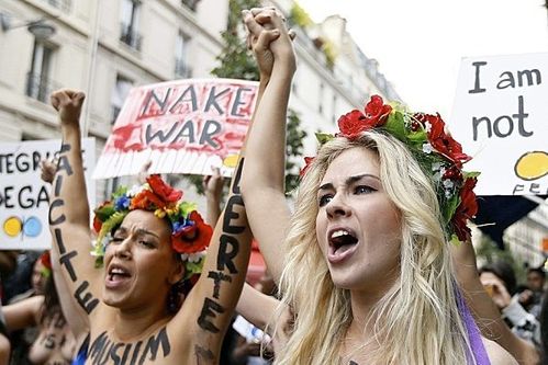 sem12sepf-Z1-Femen-Paris