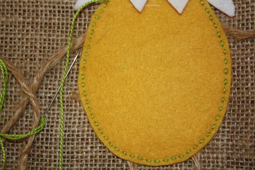 sac rustique en jute pour les oeufs de Päques (3)