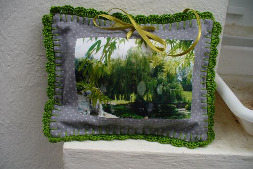 sachet de lavande tissu bord crochet vert