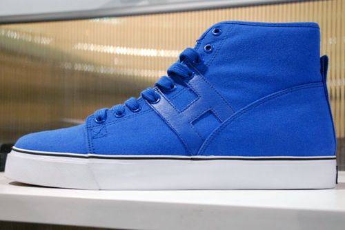 HUF-Spring-Summer-2010-Footwear-A-Closer-Look-00.jpg