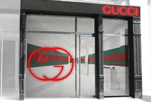 gucci-icon-temporary-pop-up-sneaker-store-1.jpg