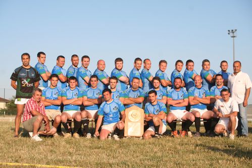 photo-de-groupe-rugby-2011-028-copie-1.jpg