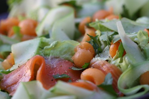 Salade de saumon fumé, melon et concombre (2)