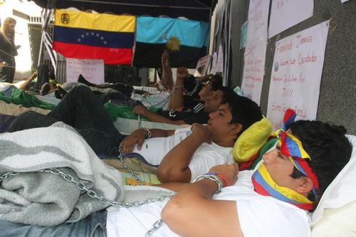 Estudiantes-en-huelga.jpg