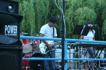 domingo de plaza en el chañar 005