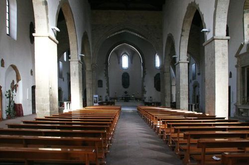 637f4 Venosa, cathédrale Sant'Andrea