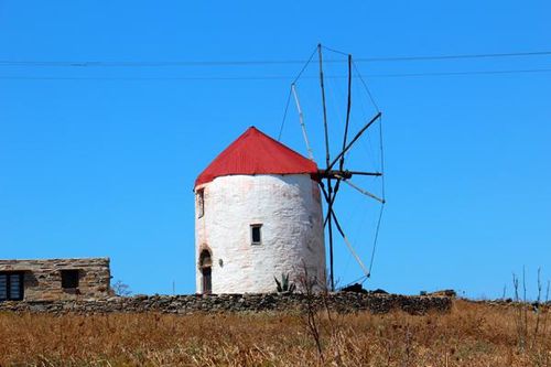 746g5 Tinos, moulin à vent traditionnel