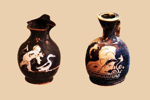 764d1b Musée de Lavrio, vases d'époque classique