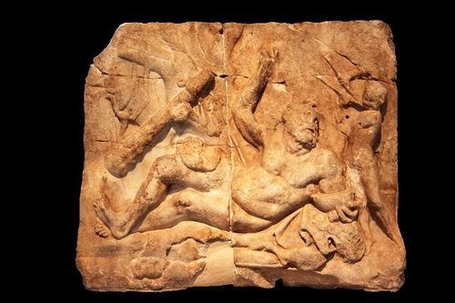 803i1 Héraklès étendu ivre (1er siècle avant JC)
