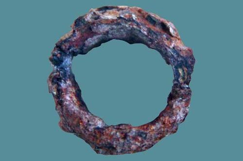 850i5 anneau de fer d'un initié aux mystères de Samothrac