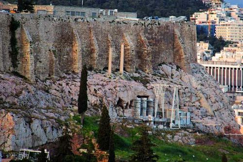895d3 l'Acropole au-dessus du théâtre de Dionysos