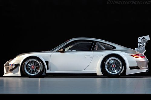 Porsche-997-GT3-R 2